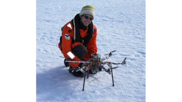 UAV بر چالش های تعیین موقعیت در نزدیکی قطب شمال غلبه نموده است